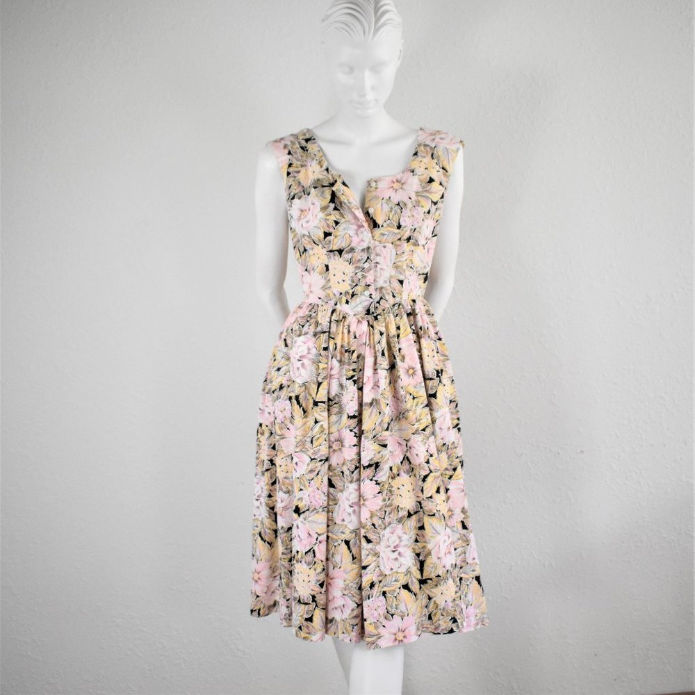 Vintage Robbie Bee Floral Dress w/ Pockets!